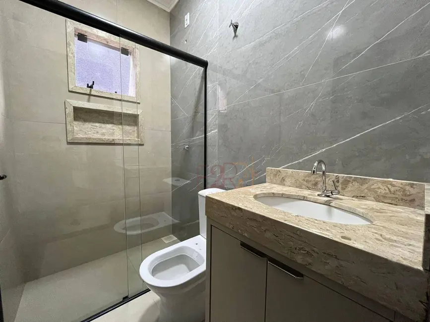 Casa com 3 quartos à venda, 300m2 em Residencial Solar dos Ataídes 2ª Etapa, Rio Verde - GO - imagem 9 Foto 9 de Casa com 3 quartos à venda, 300m2 em Residencial Solar dos Ataídes 2ª Etapa, Rio Verde - GO
