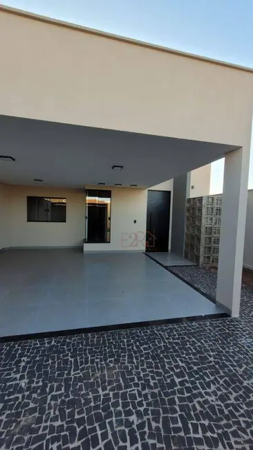 Casa com 3 quartos à venda, 180m2 em Rio Verde - GO - imagem 3 Foto 3 de Casa com 3 quartos à venda, 180m2 em Rio Verde - GO