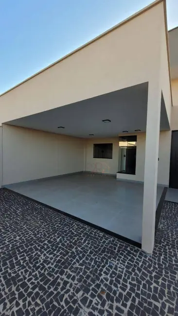 Foto 1 de Casa com 3 quartos à venda, 180m2 em Rio Verde - GO
