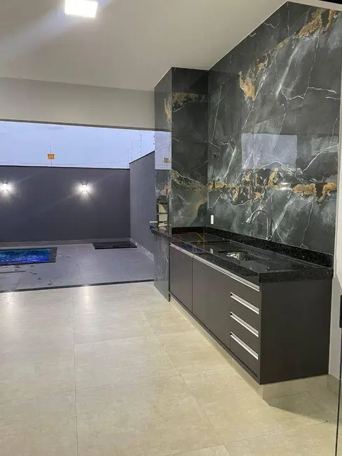 Casa com 3 quartos à venda, 270m2 em Residencial Campos Elíseos, Rio Verde - GO - imagem 9 Foto 9 de Casa com 3 quartos à venda, 270m2 em Residencial Campos Elíseos, Rio Verde - GO