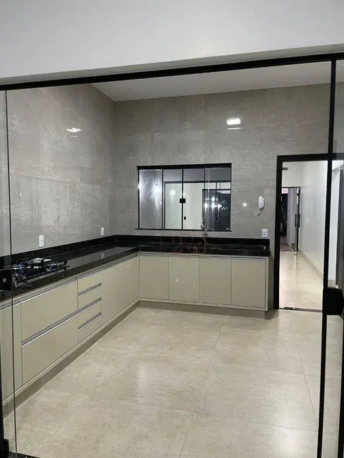 Casa com 3 quartos à venda, 270m2 em Residencial Campos Elíseos, Rio Verde - GO - imagem 7 Foto 7 de Casa com 3 quartos à venda, 270m2 em Residencial Campos Elíseos, Rio Verde - GO