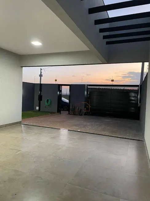 Casa com 3 quartos à venda, 270m2 em Residencial Campos Elíseos, Rio Verde - GO - imagem 4 Foto 4 de Casa com 3 quartos à venda, 270m2 em Residencial Campos Elíseos, Rio Verde - GO