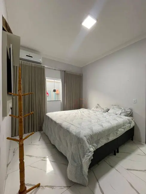 Casa com 3 quartos à venda, 180m2 em Residencial Campos Elíseos, Rio Verde - GO - imagem 9 Foto 9 de Casa com 3 quartos à venda, 180m2 em Residencial Campos Elíseos, Rio Verde - GO