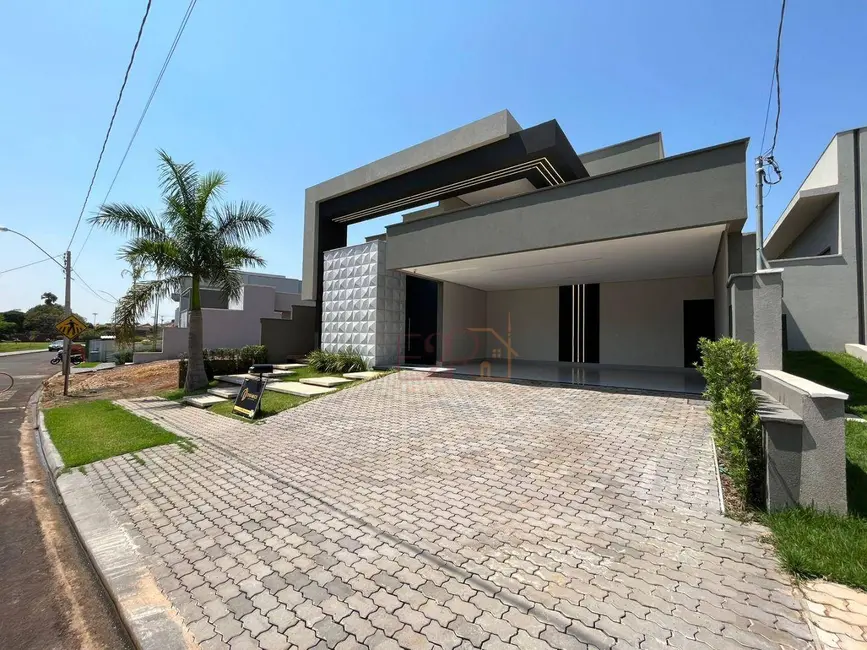 Casa de Condomínio com 3 quartos à venda, 410m2 em Rio Verde - GO - imagem 2 Foto 2 de Casa de Condomínio com 3 quartos à venda, 410m2 em Rio Verde - GO