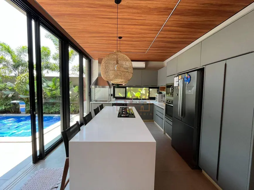 Casa de Condomínio com 3 quartos à venda, 408m2 em Rio Verde - GO - imagem 8 Foto 8 de Casa de Condomínio com 3 quartos à venda, 408m2 em Rio Verde - GO