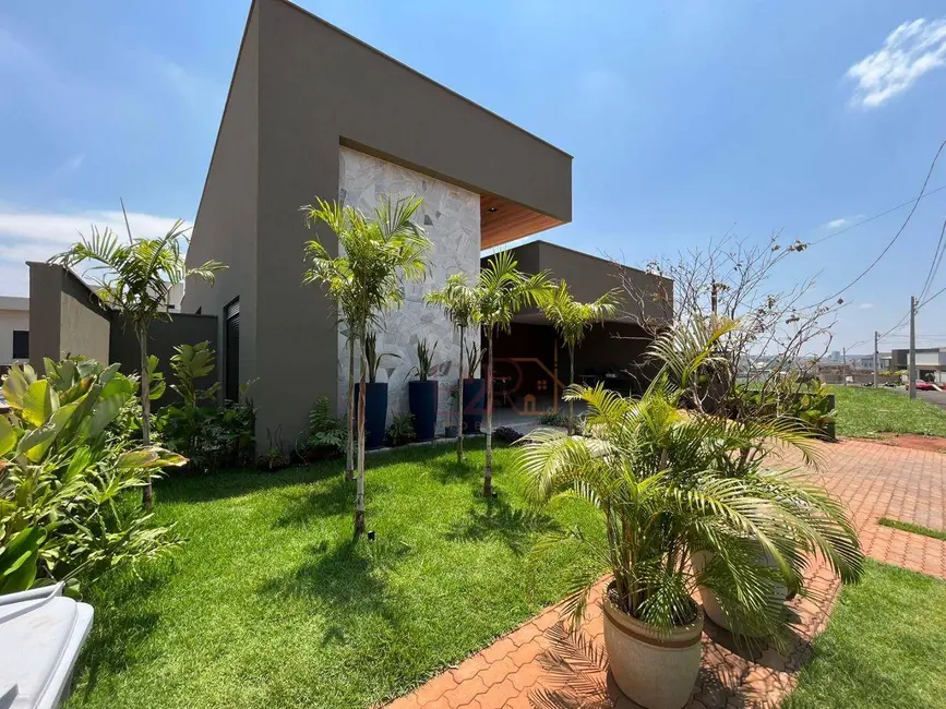 Casa de Condomínio com 3 quartos à venda, 408m2 em Rio Verde - GO - imagem 3 Foto 3 de Casa de Condomínio com 3 quartos à venda, 408m2 em Rio Verde - GO