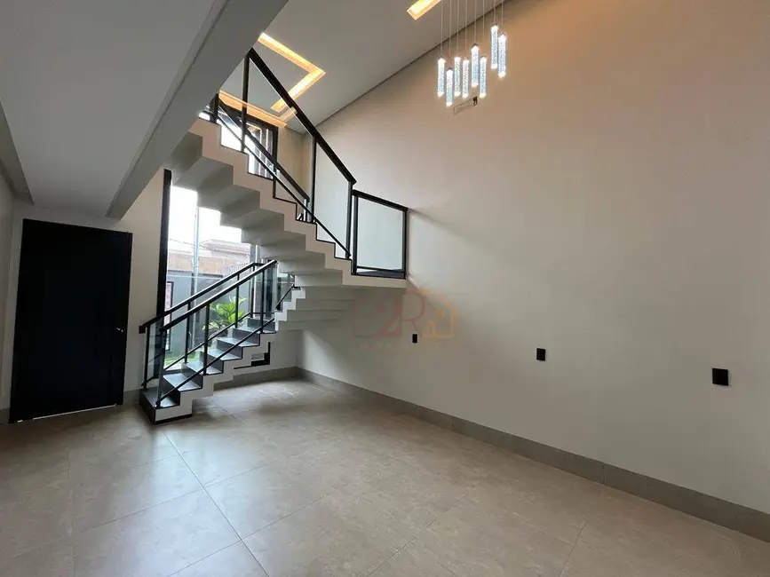 Sobrado com 3 quartos à venda, 250m2 em Rio Verde - GO - imagem 5 Foto 5 de Sobrado com 3 quartos à venda, 250m2 em Rio Verde - GO