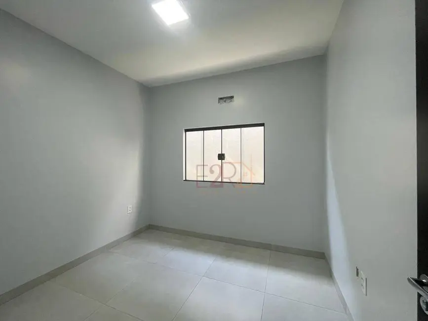 Casa com 3 quartos à venda, 180m2 em Parque Laranjeiras, Rio Verde - GO - imagem 8 Foto 8 de Casa com 3 quartos à venda, 180m2 em Parque Laranjeiras, Rio Verde - GO