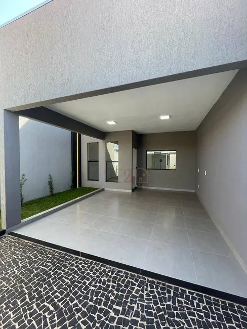 Foto 1 de Casa com 3 quartos à venda, 180m2 em Parque Laranjeiras, Rio Verde - GO