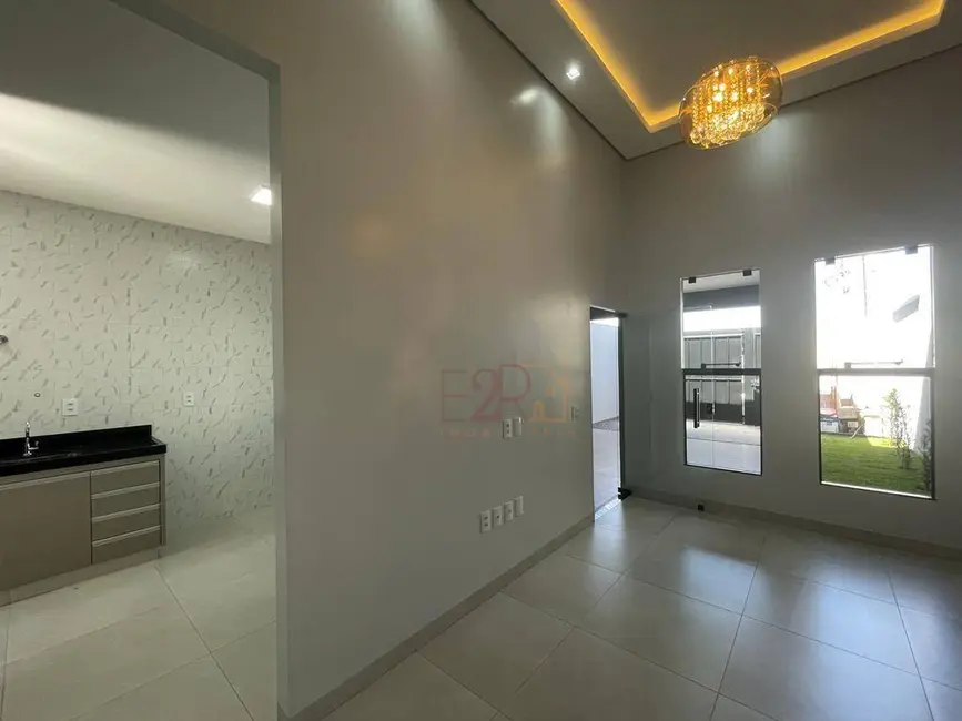 Casa com 3 quartos à venda, 180m2 em Parque Laranjeiras, Rio Verde - GO - imagem 6 Foto 6 de Casa com 3 quartos à venda, 180m2 em Parque Laranjeiras, Rio Verde - GO