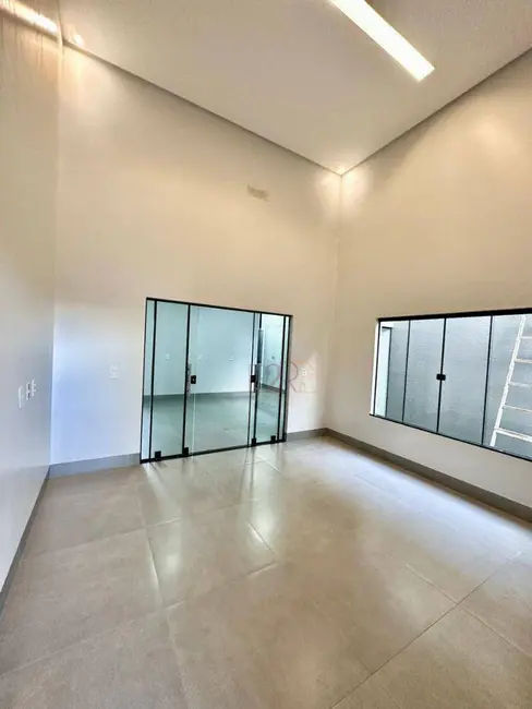 Foto 1 de Casa com 3 quartos à venda, 180m2 em Residencial Solar dos Ataídes 2ª Etapa, Rio Verde - GO