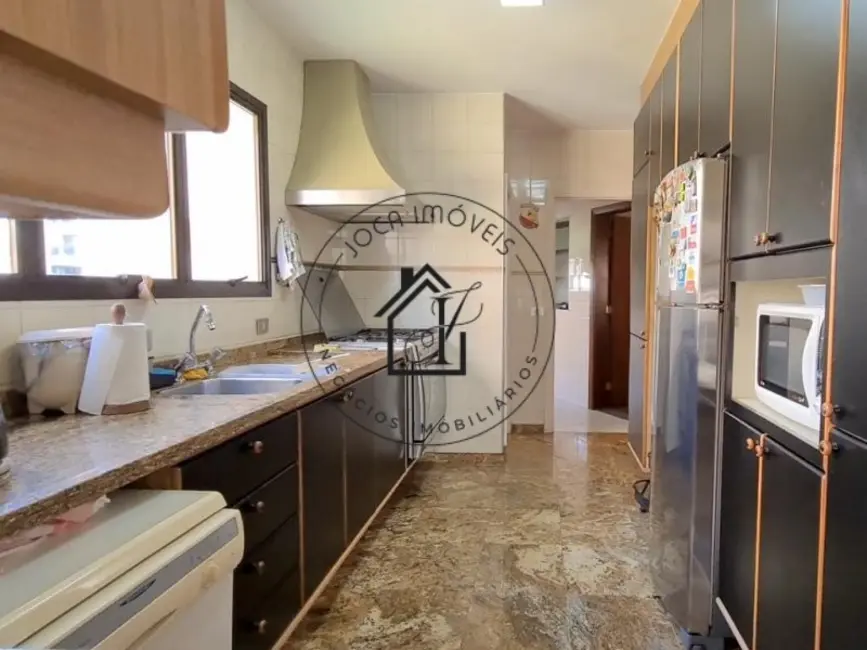 Foto 9 de Apartamento com 4 quartos à venda, 226m2 em Morumbi, São Paulo - SP