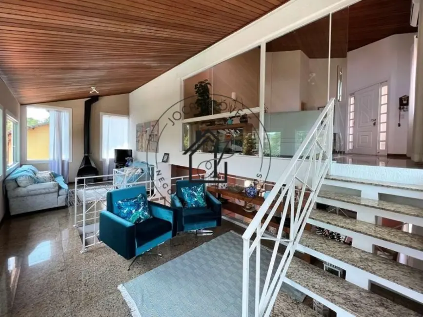 Casa de Condomínio com 4 quartos à venda, 1016m2 em Nova Higienópolis, Jandira - SP - imagem 4 Foto 4 de Casa de Condomínio com 4 quartos à venda, 1016m2 em Nova Higienópolis, Jandira - SP