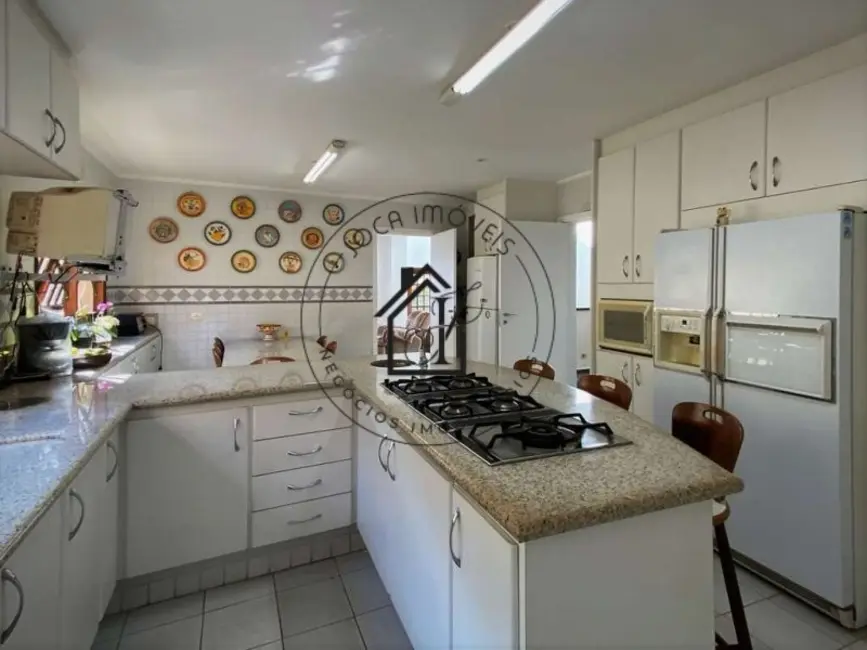 Casa de Condomínio com 4 quartos à venda, 493m2 em São Paulo II, Cotia - SP - imagem 6 Foto 6 de Casa de Condomínio com 4 quartos à venda, 493m2 em São Paulo II, Cotia - SP