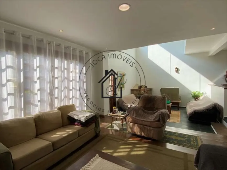 Casa de Condomínio com 4 quartos à venda, 493m2 em São Paulo II, Cotia - SP - imagem 4 Foto 4 de Casa de Condomínio com 4 quartos à venda, 493m2 em São Paulo II, Cotia - SP