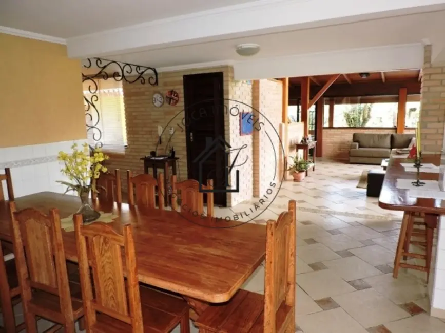 Casa de Condomínio com 5 quartos à venda, 1123m2 em Chácara Vale do Rio Cotia, Carapicuiba - SP - imagem 4 Foto 4 de Casa de Condomínio com 5 quartos à venda, 1123m2 em Chácara Vale do Rio Cotia, Carapicuiba - SP