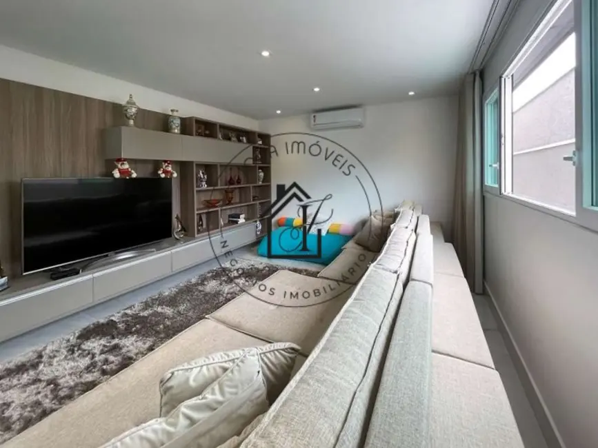 Casa com 4 quartos à venda, 1145m2 em São Paulo II, Cotia - SP - imagem 6 Foto 6 de Casa com 4 quartos à venda, 1145m2 em São Paulo II, Cotia - SP