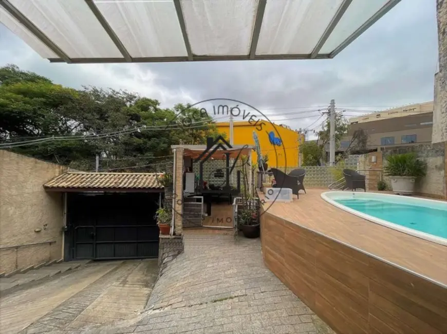 Foto 3 de Casa com 3 quartos à venda, 276m2 em Jardim Semiramis, Cotia - SP