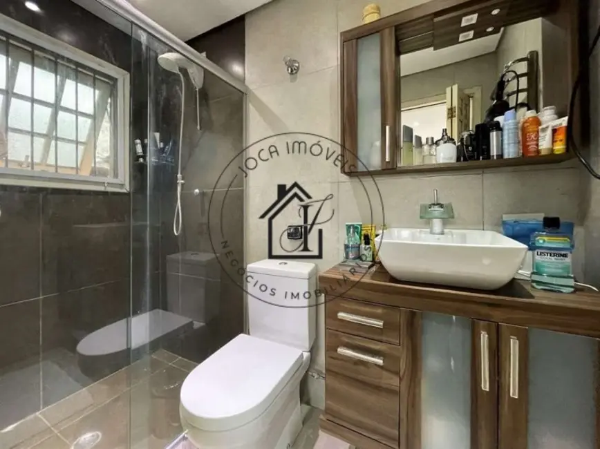 Foto 9 de Casa com 3 quartos à venda, 276m2 em Jardim Semiramis, Cotia - SP