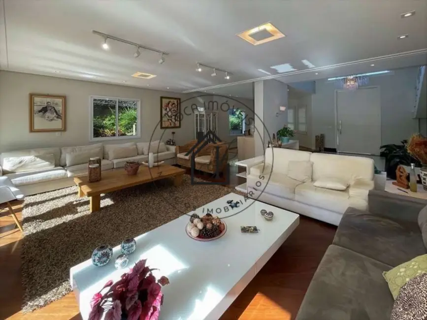 Foto 6 de Casa com 5 quartos à venda, 1944m2 em Vila Santo Antônio, Cotia - SP