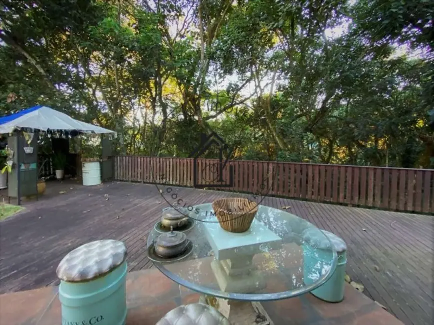 Sobrado com 3 quartos à venda, 340m2 em Cotia - SP - imagem 8 Foto 8 de Sobrado com 3 quartos à venda, 340m2 em Cotia - SP