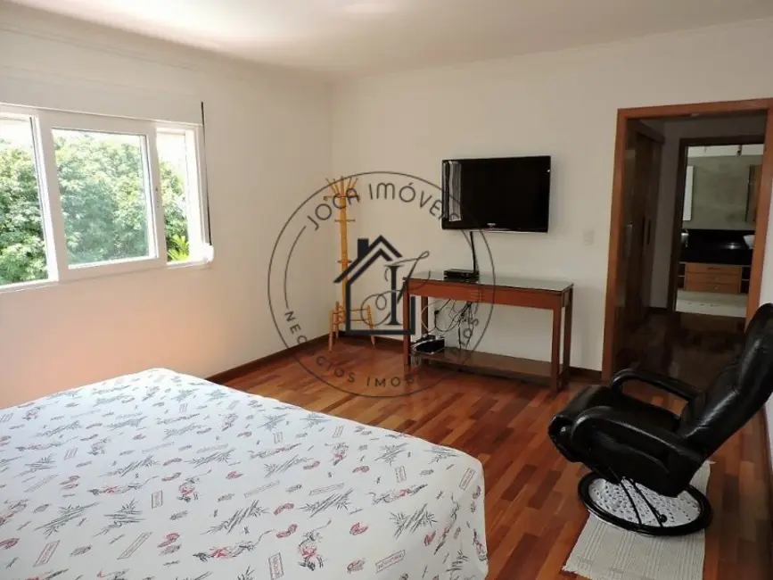 Casa de Condomínio com 4 quartos à venda, 1148m2 em Granja Viana, Carapicuiba - SP - imagem 9 Foto 9 de Casa de Condomínio com 4 quartos à venda, 1148m2 em Granja Viana, Carapicuiba - SP