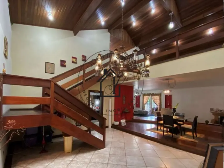 Casa de Condomínio com 4 quartos à venda, 1327m2 em Chácara dos Junqueiras, Carapicuiba - SP - imagem 4 Foto 4 de Casa de Condomínio com 4 quartos à venda, 1327m2 em Chácara dos Junqueiras, Carapicuiba - SP