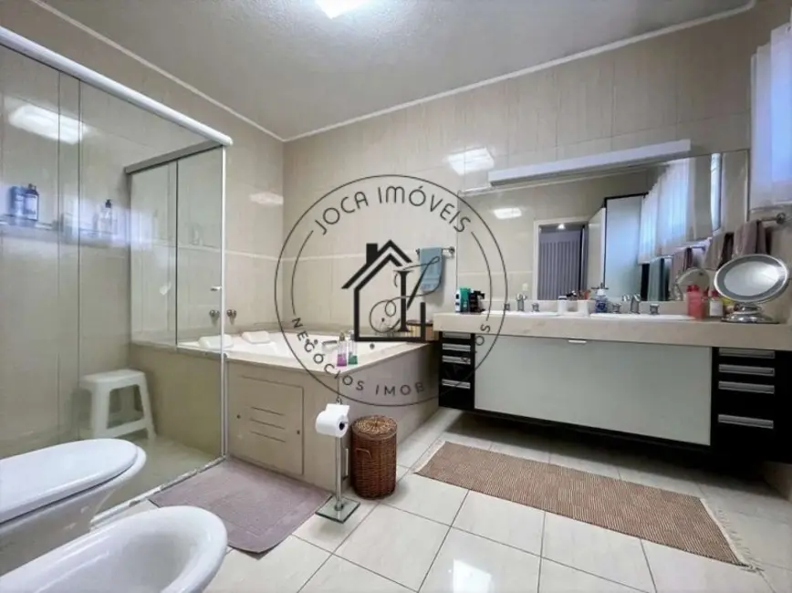 Foto 3 de Casa de Condomínio com 4 quartos à venda, 1000m2 em Altos de São Fernando, Jandira - SP