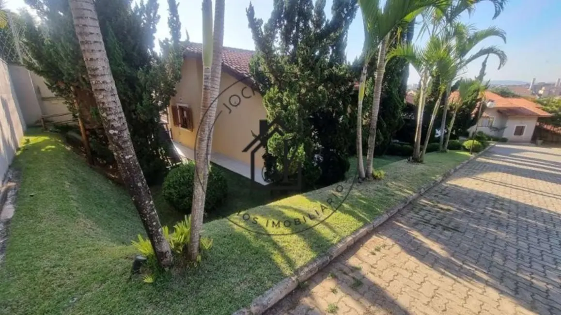 Foto 2 de Casa de Condomínio com 3 quartos à venda, 453m2 em Jardim Ana Estela, Carapicuiba - SP