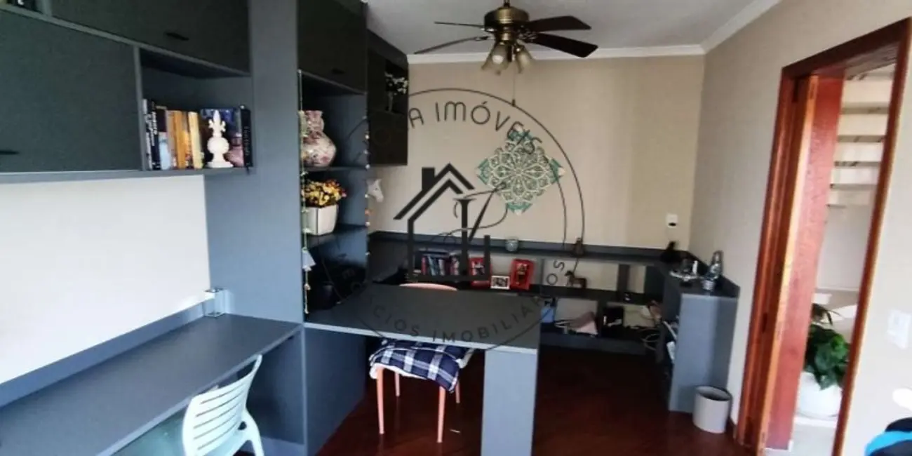 Foto 5 de Casa de Condomínio com 3 quartos à venda, 1500m2 em Algarve, Cotia - SP