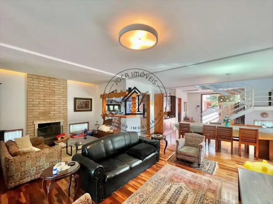 Foto 8 de Casa de Condomínio com 3 quartos à venda, 947m2 em Chácara das Paineiras, Carapicuiba - SP