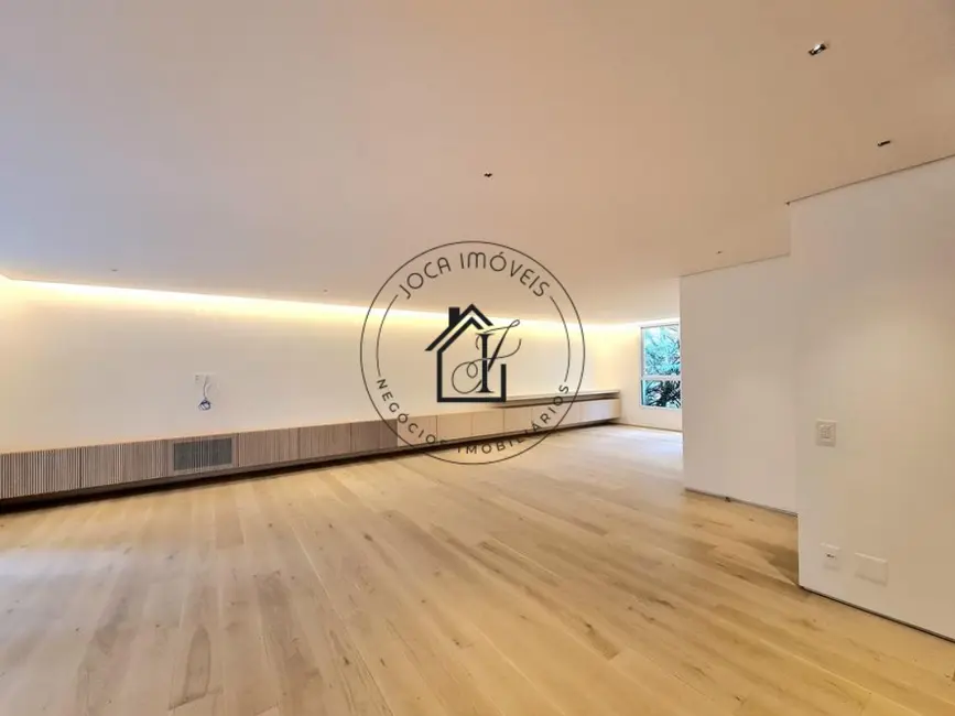 Foto 7 de Apartamento com 3 quartos à venda, 211m2 em Itaim Bibi, São Paulo - SP