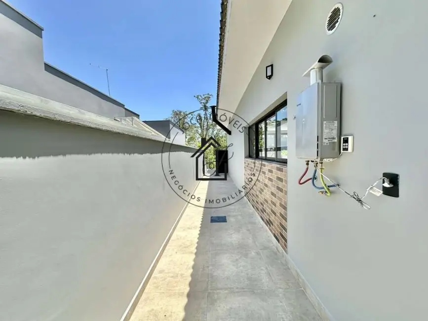 Casa de Condomínio com 3 quartos à venda, 525m2 em Granja Viana, Cotia - SP - imagem 7 Foto 7 de Casa de Condomínio com 3 quartos à venda, 525m2 em Granja Viana, Cotia - SP