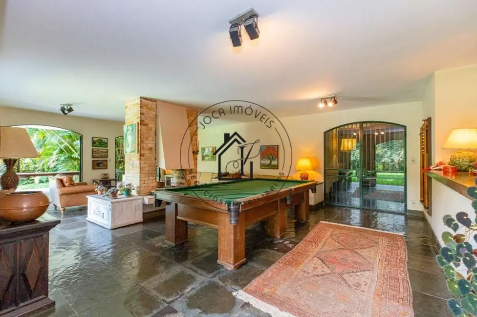 Casa com 6 quartos à venda, 5000m2 em Vila Santo Antônio, Cotia - SP - imagem 5 Foto 5 de Casa com 6 quartos à venda, 5000m2 em Vila Santo Antônio, Cotia - SP