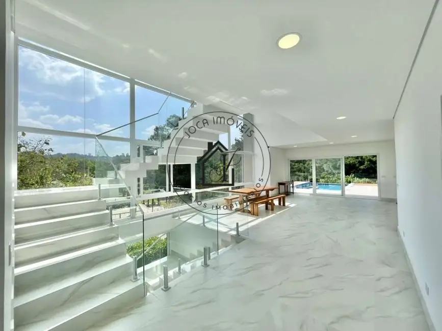 Casa de Condomínio com 5 quartos à venda, 560m2 em Jardim do Golf I, Jandira - SP - imagem 4 Foto 4 de Casa de Condomínio com 5 quartos à venda, 560m2 em Jardim do Golf I, Jandira - SP