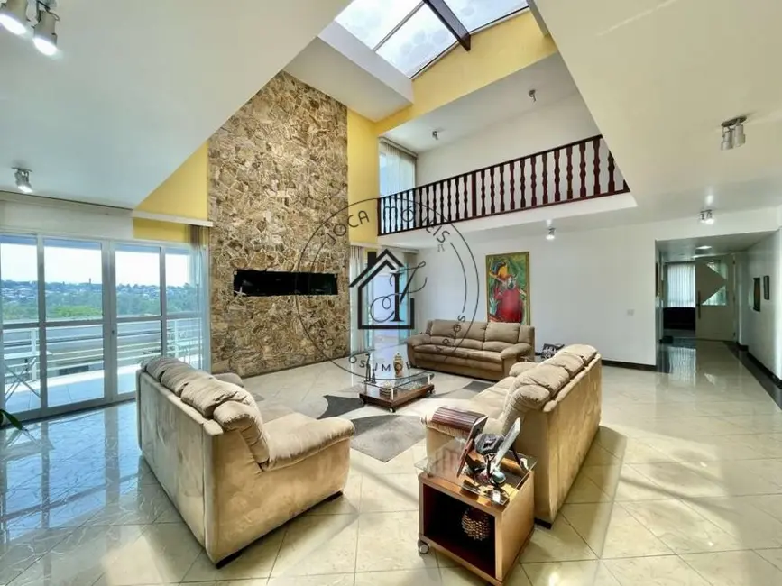 Casa de Condomínio com 6 quartos à venda, 1043m2 em Golf Gardens, Carapicuiba - SP - imagem 7 Foto 7 de Casa de Condomínio com 6 quartos à venda, 1043m2 em Golf Gardens, Carapicuiba - SP
