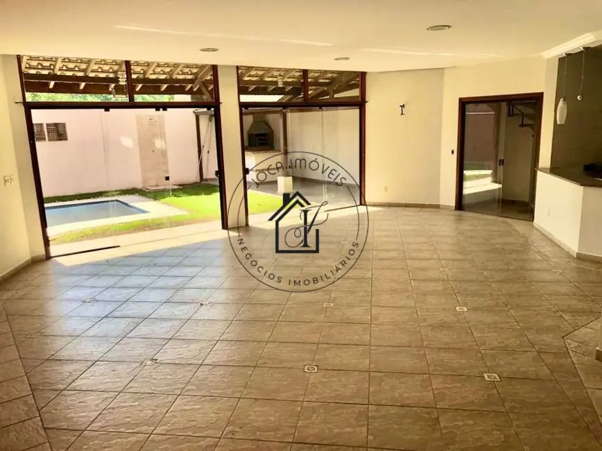 Foto 3 de Casa de Condomínio com 4 quartos à venda, 360m2 em Horizontal Park, Cotia - SP