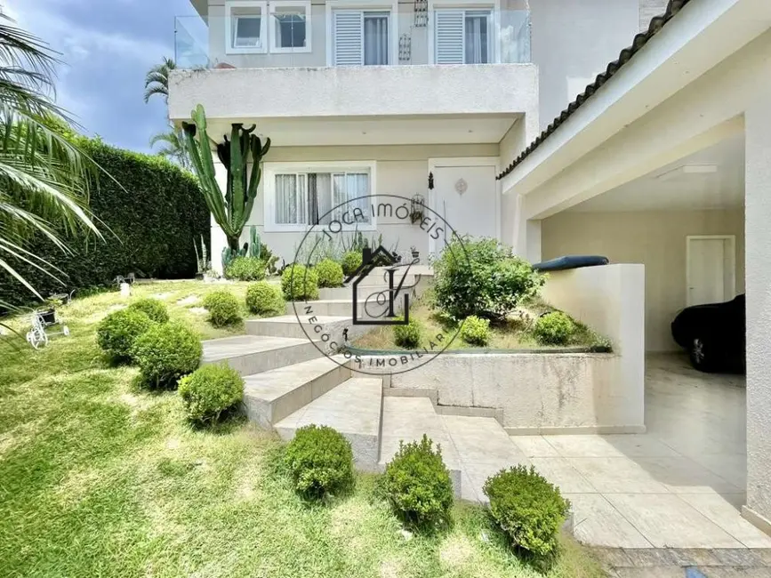 Casa de Condomínio com 4 quartos à venda, 360m2 em Granja Santa Maria, Carapicuiba - SP - imagem 4 Foto 4 de Casa de Condomínio com 4 quartos à venda, 360m2 em Granja Santa Maria, Carapicuiba - SP