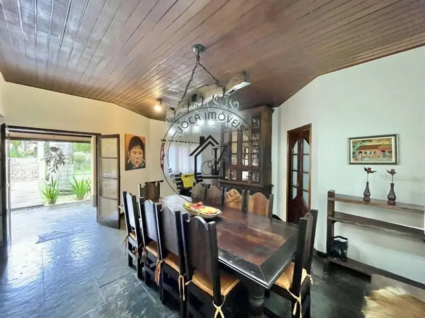 Foto 9 de Casa de Condomínio com 4 quartos à venda, 2000m2 em Chácara de La Rocca, Carapicuiba - SP