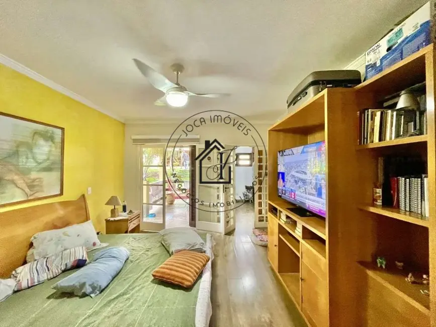 Foto 6 de Casa de Condomínio com 4 quartos à venda, 2000m2 em Chácara de La Rocca, Carapicuiba - SP