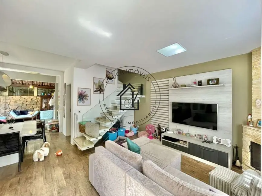 Foto 2 de Casa de Condomínio com 3 quartos à venda, 144m2 em Jardim São Vicente, Cotia - SP