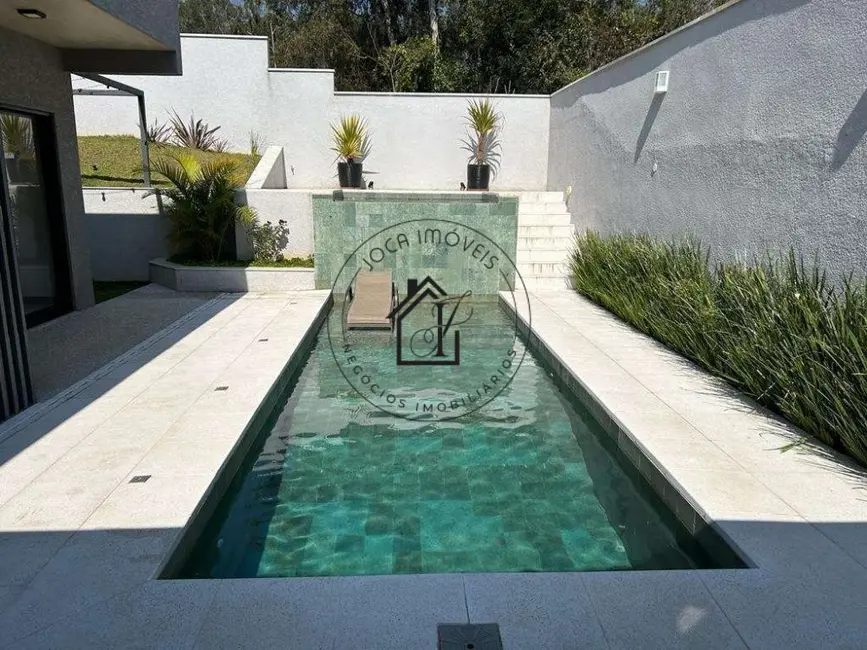 Foto 1 de Casa de Condomínio com 3 quartos à venda, 560m2 em Jardim do Golf I, Jandira - SP