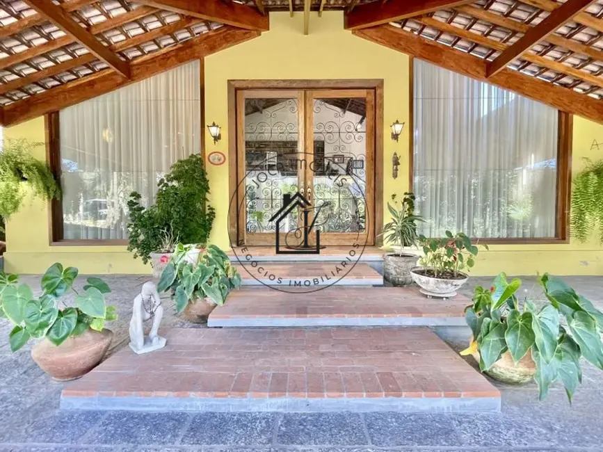 Casa de Condomínio com 7 quartos à venda, 1923m2 em Granja Viana, Cotia - SP - imagem 3 Foto 3 de Casa de Condomínio com 7 quartos à venda, 1923m2 em Granja Viana, Cotia - SP