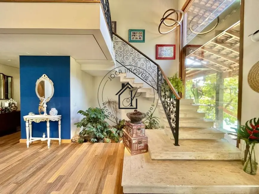 Casa de Condomínio com 7 quartos à venda, 1923m2 em Granja Viana, Cotia - SP - imagem 8 Foto 8 de Casa de Condomínio com 7 quartos à venda, 1923m2 em Granja Viana, Cotia - SP