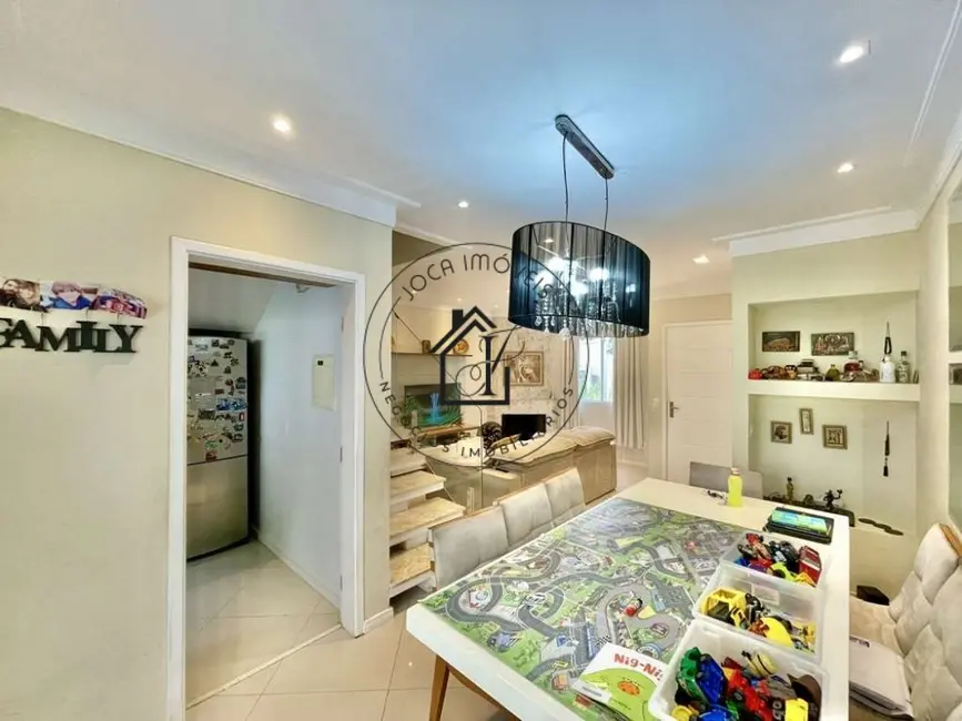 Casa de Condomínio com 3 quartos à venda, 129m2 em Jardim São Vicente, Cotia - SP - imagem 7 Foto 7 de Casa de Condomínio com 3 quartos à venda, 129m2 em Jardim São Vicente, Cotia - SP