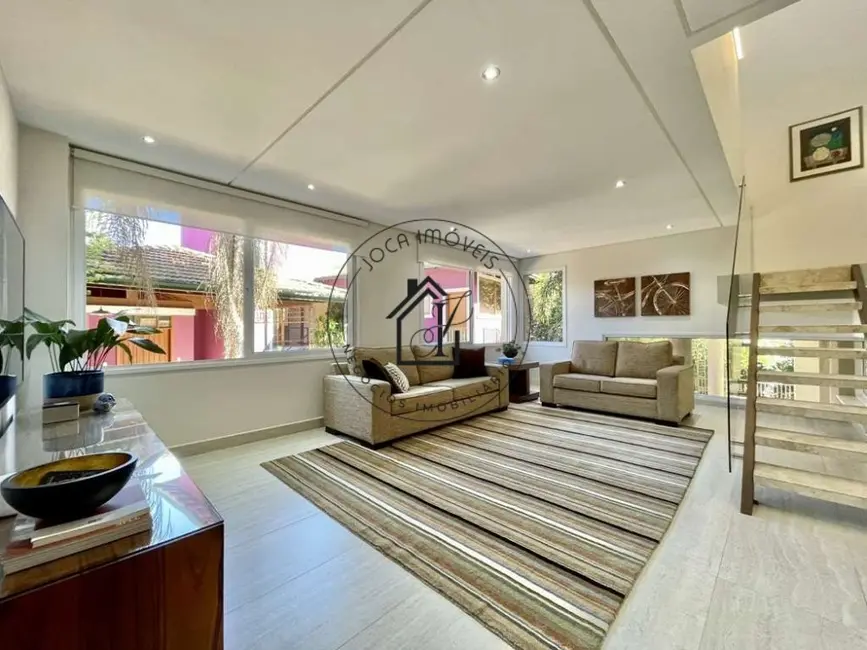Casa de Condomínio com 4 quartos à venda, 645m2 em Chácara Moinho Velho, Carapicuiba - SP - imagem 5 Foto 5 de Casa de Condomínio com 4 quartos à venda, 645m2 em Chácara Moinho Velho, Carapicuiba - SP