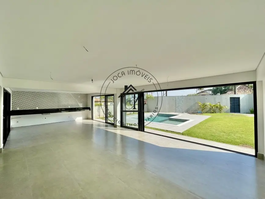 Casa de Condomínio com 5 quartos à venda, 1163m2 em Cotia - SP - imagem 7 Foto 7 de Casa de Condomínio com 5 quartos à venda, 1163m2 em Cotia - SP