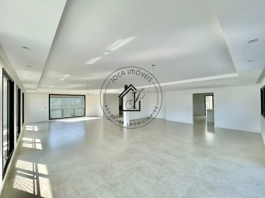 Casa de Condomínio com 5 quartos à venda, 1163m2 em Cotia - SP - imagem 8 Foto 8 de Casa de Condomínio com 5 quartos à venda, 1163m2 em Cotia - SP