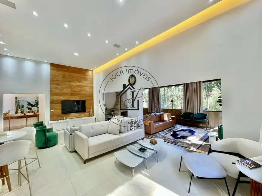 Casa com 4 quartos à venda em Chácara dos Lagos, Carapicuiba - SP - imagem 3 Foto 3 de Casa com 4 quartos à venda em Chácara dos Lagos, Carapicuiba - SP