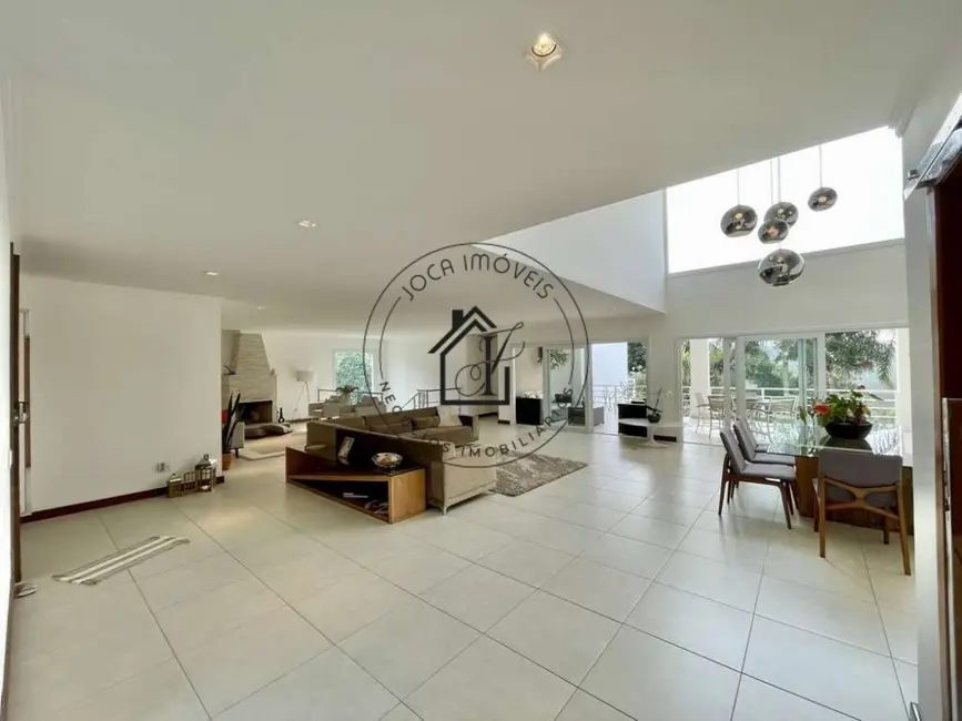 Casa de Condomínio com 4 quartos à venda, 1182m2 em Palos Verdes, Carapicuiba - SP - imagem 5 Foto 5 de Casa de Condomínio com 4 quartos à venda, 1182m2 em Palos Verdes, Carapicuiba - SP